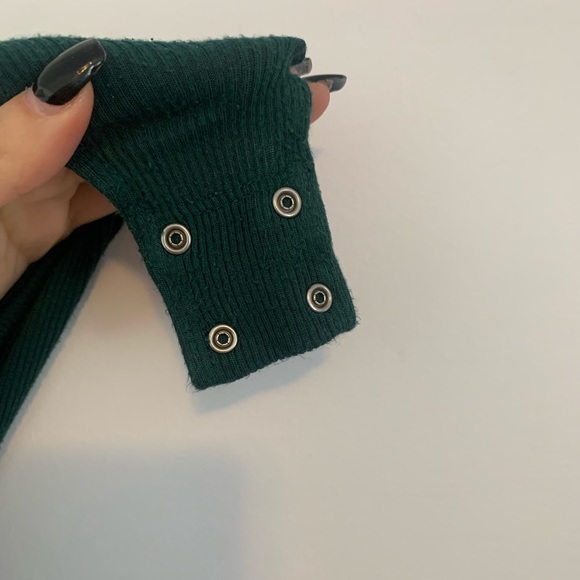 Dynamite longsleeve bodysuit (small) - Picture 3 of 3